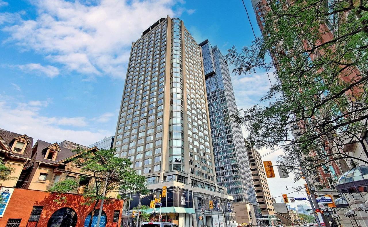 University Of Toronto Utsg Suites المظهر الخارجي الصورة