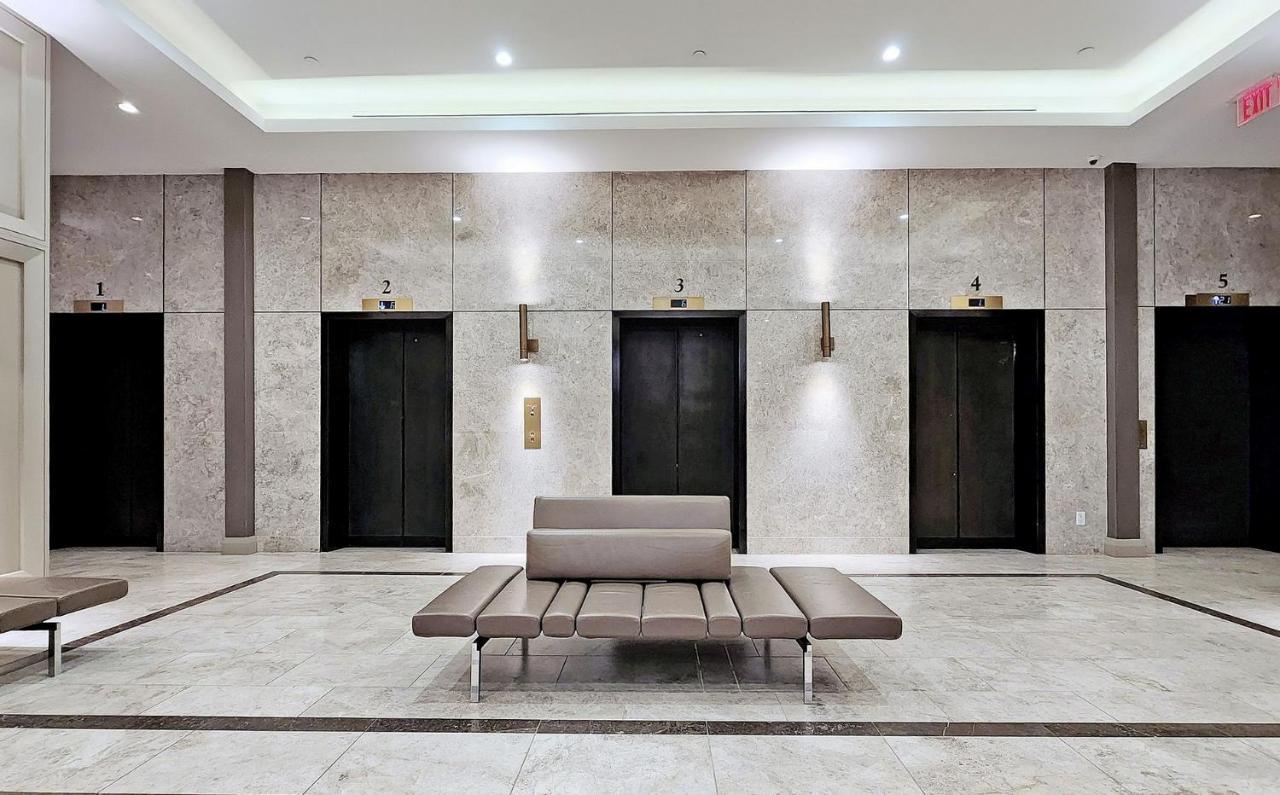 University Of Toronto Utsg Suites المظهر الخارجي الصورة